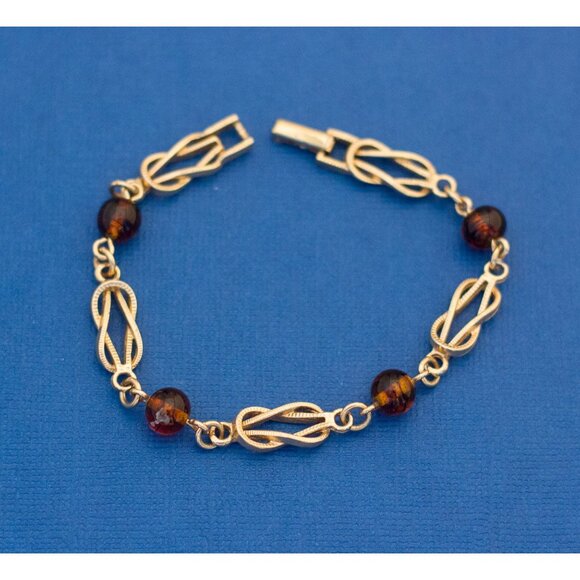 7", Avon Jewelry, Square Knot Bracelet, Knot Bracelet - D8 - Picture 1 of 3